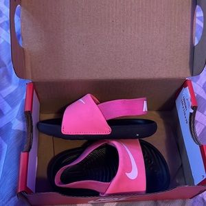 Used 4C Nike Kawa Slide pink and black comes with box